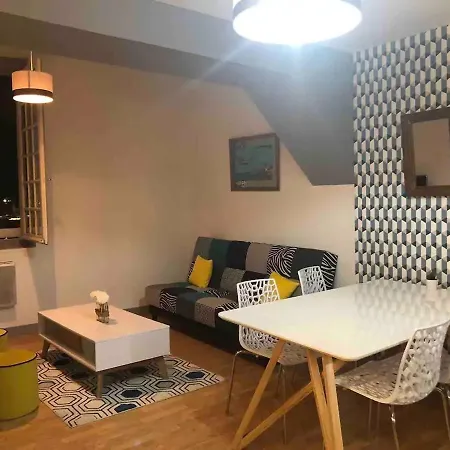 Guestready - Lively Apt Near Pomnik Admiral Victor Guy Duperre Апартаменты